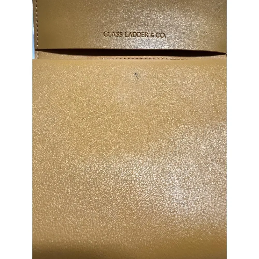Glass Ladder and Co. Katherine Travel Tech Case Vegan